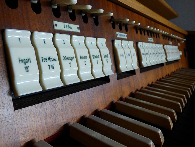 Orgel (c) Bild: Björn Salanga, pfarrbriefservice.de